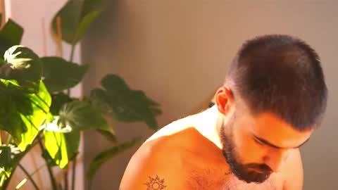Snapshot of hairyrobxxx chatting on September 19, 2:07 pm HairyRobXxX online show from September 19, 2:07 pm