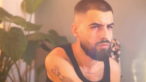 Snapshot of hairyrobxxx chatting on September 21, 3:13 pm HairyRobXxX online show from September 21, 3:13 pm