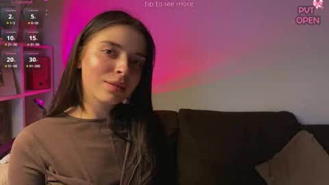 hako emm online show from November 19, 10:10 pm