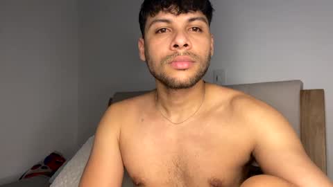 Independent       model  online show from March 7, 4:13 am