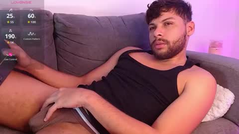 Independent       model  online show from September 20, 9:27 pm