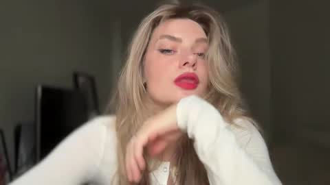 haley_rune online show from October 16, 10:16 am