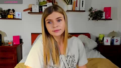 Haley online show from November 15, 9:28 am