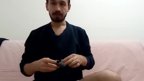 Snapshot of halilcik chatting on February 22, 9:26 pm halilcik online show from February 22, 9:26 pm