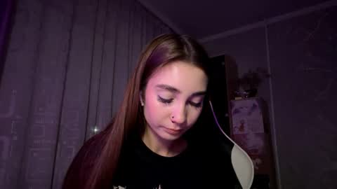 Snapshot of halliemcanaw chatting on November 7, 7:58 pm Holly online show from November 7, 7:58 pm