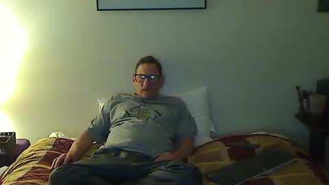 Snapshot of hammerthatthang73 chatting on September 9, 7:08 am hammerthatthang73 online show from September 9, 7:08 am