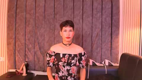 Snapshot of hamsel_dallas chatting on July 19, 1:04 pm Hamsel online show from July 19, 1:04 pm