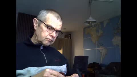 Prefer men 80 online show from February 6, 4:32 pm