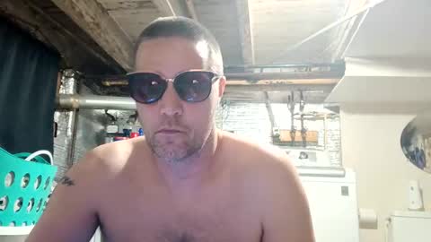 han811381 online show from November 11, 5:18 am