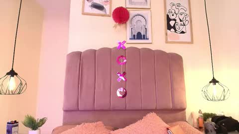 hanabie_ online show from February 13, 3:24 am