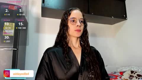 hanasleep online show from October 4, 7:12 pm