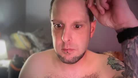 hand_banana_420 online show from February 28, 3:40 am