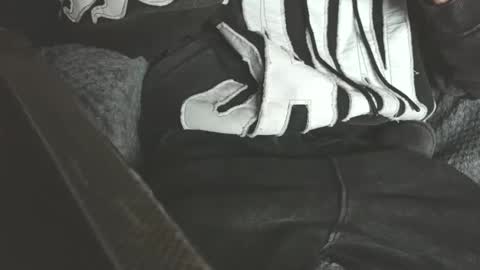 PHHands0nC online show from February 6, 8:51 am