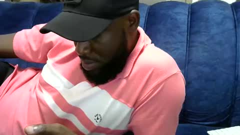 Snapshot of handsome_king30 chatting on December 6, 6:06 pm handsome king online show from December 6, 6:06 pm