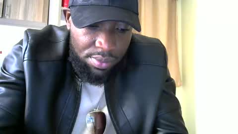 Snapshot of handsome_king30 chatting on January 29, 7:46 am handsome king online show from January 29, 7:46 am