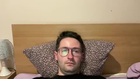 Snapshot of handsome_sasha chatting on February 16, 6:54 pm Sasha online show from February 16, 6:54 pm