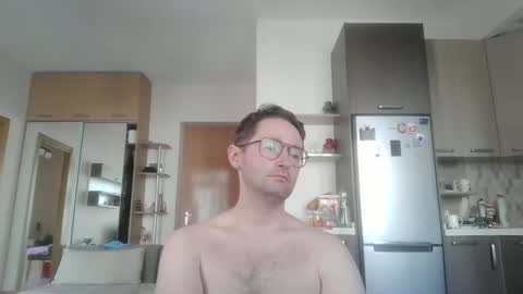 Snapshot of handsome_sasha chatting on March 6, 12:09 pm Sasha online show from March 6, 12:09 pm