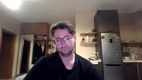 Snapshot of handsome_sasha chatting on September 24, 6:33 pm Sasha online show from September 24, 6:33 pm