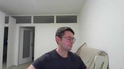 Snapshot of handsome_sasha chatting on December 5, 6:37 pm Sasha online show from December 5, 6:37 pm