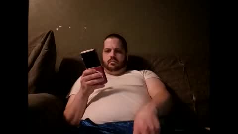 Handsomedaddy198923 online show from April 7, 6:36 am