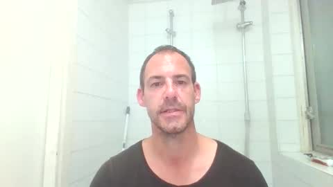 handsomeguy4ever online show from September 25, 8:45 pm