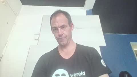 handsomeguy4ever online show from October 20, 1:55 pm