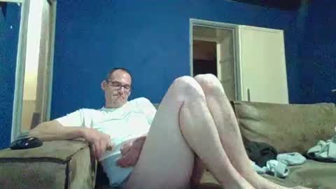 handsomeguy4ever online show from December 3, 10:08 pm