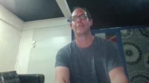 Snapshot of handsomeguy4ever chatting on May 6, 7:41 pm handsomeguy4ever online show from May 6, 7:41 pm