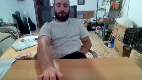 Snapshot of handyboy991 chatting on August 4, 6:54 pm handyboy991 online show from August 4, 6:54 pm