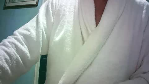 handymanforyou177322 online show from April 20, 10:22 pm