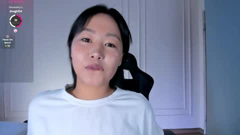 hang_ho online show from April 2, 3:15 am