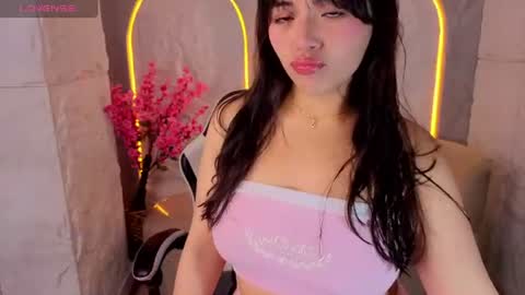 Snapshot of hani_amber_tx chatting on July 13, 12:41 pm Follow me.. Live 730 to 1400 online show from July 13, 12:41 pm