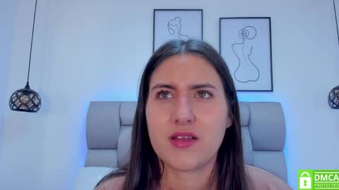 Snapshot of hanna__evans_ chatting on April 18, 10:30 am hanna__evans_ online show from April 18, 10:30 am