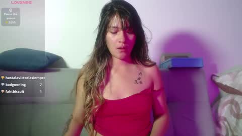 Snapshot of hanna__jones7 chatting on May 18, 4:13 pm Hanna online show from May 18, 4:13 pm