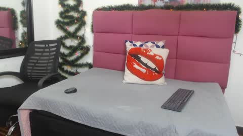 Snapshot of hanna__palmer1 chatting on December 11, 11:51 am Hanna Palmer online show from December 11, 11:51 am