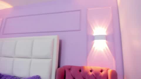 hanna_a_lucas online show from December 5, 8:45 am