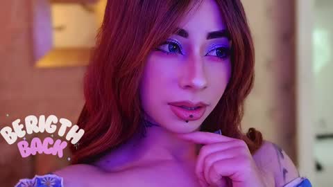  hanna  online show from February 24, 12:20 am