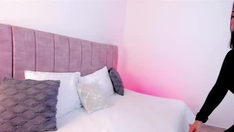 hanna_bunny15 online show from February 19, 9:55 pm