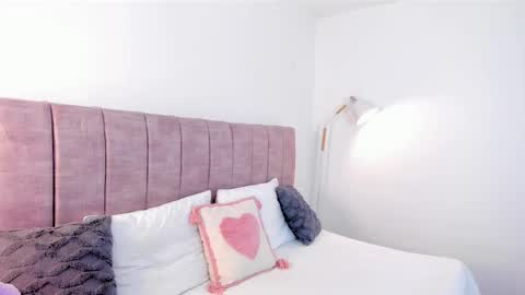 hanna_bunny15 online show from March 9, 9:19 pm