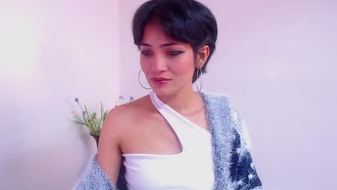 Sara online show from January 26, 2:30 pm