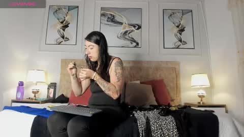 hanna_daze online show from February 17, 11:07 am