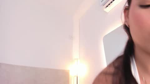 hanna_gomeez online show from March 27, 7:46 pm