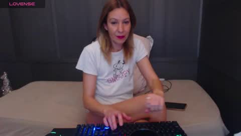 hanna_ha online show from December 22, 8:50 pm