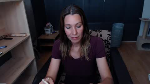 hanna_ha online show from June 18, 7:18 pm