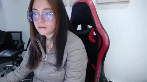 mara online show from April 13, 8:58 pm