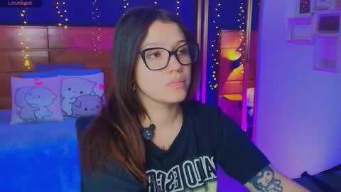 Hanna online show from November 8, 8:29 pm