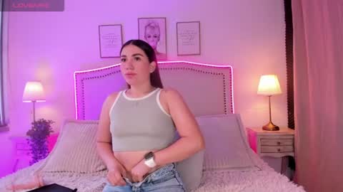 Hanna Klover online show from June 17, 12:18 pm