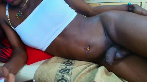 hanna_lamber online show from February 6, 8:39 am