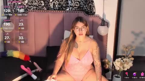 Snapshot of hanna_quuen chatting on January 15, 9:09 pm Hanna online show from January 15, 9:09 pm