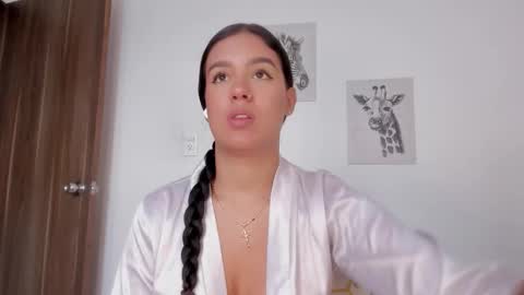 HANNA online show from February 12, 5:52 pm